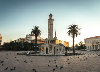 Konak Square & Izmir Clock Tower