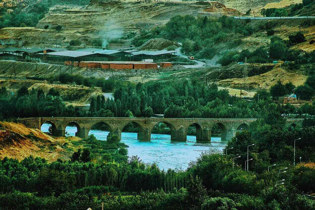 Ten Arched Bridge