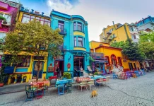 Hotels vs Airbnb in Turkey