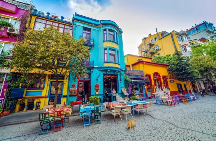 Hotels vs Airbnb in Turkey
