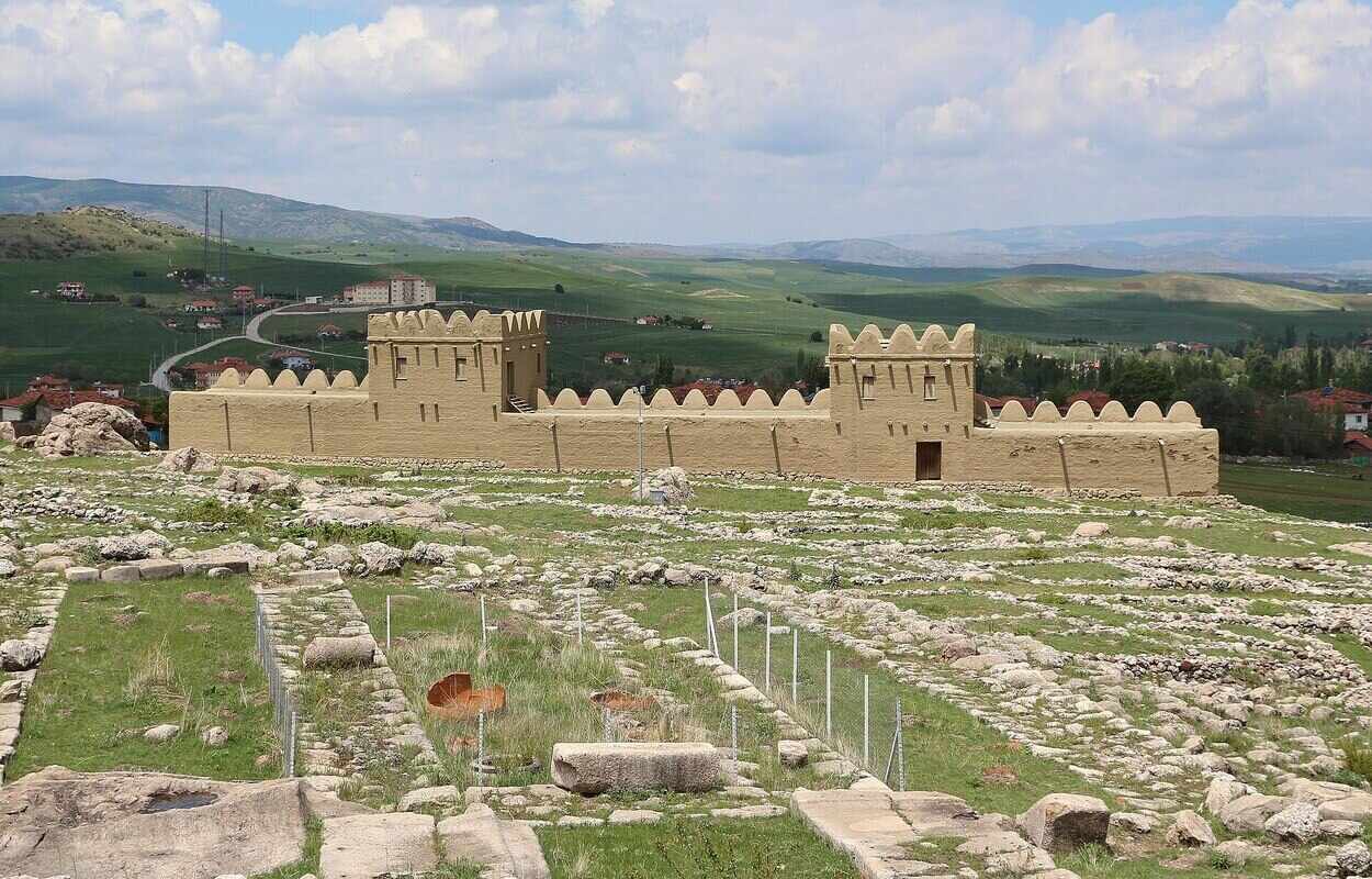 Hattusa Travel Guide